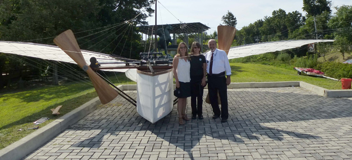 18_claire-janet-andy